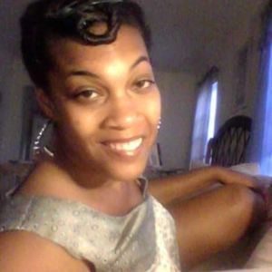 Meet your Posher, Chanel